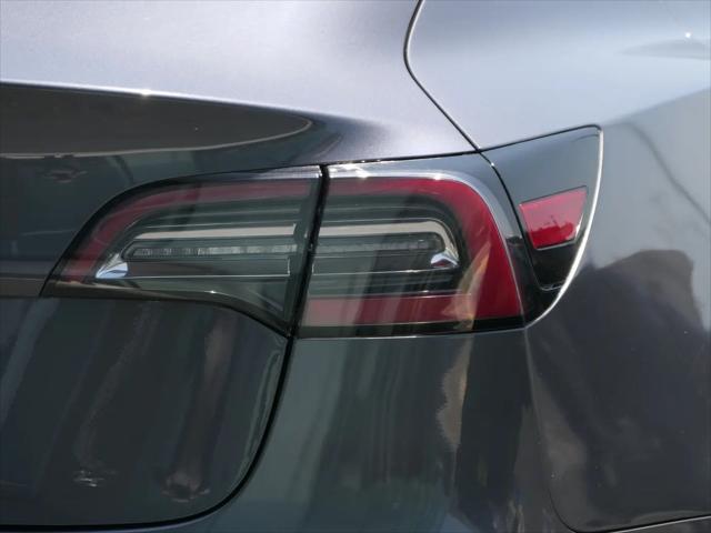 2021 Tesla Model 3 Standard Range Plus Rear-Wheel Drive