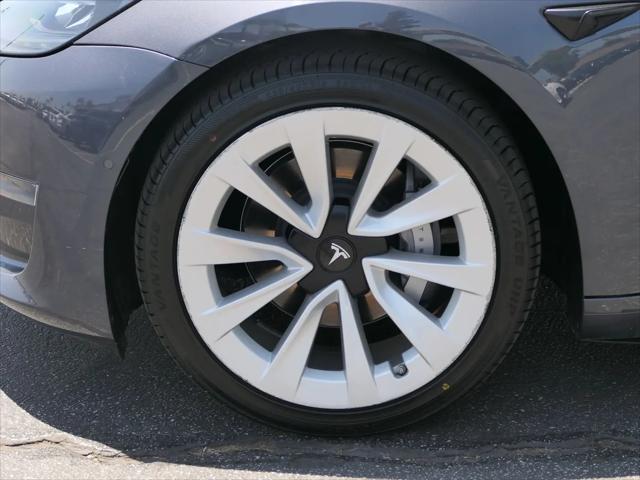 2021 Tesla Model 3 Standard Range Plus Rear-Wheel Drive