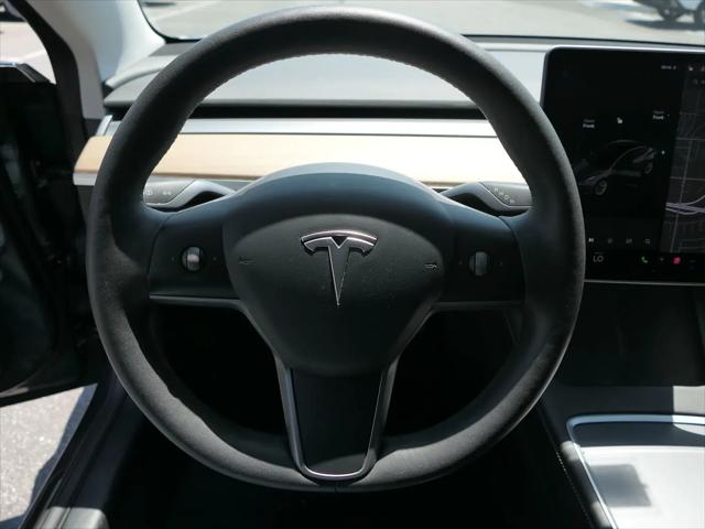 2021 Tesla Model 3 Standard Range Plus Rear-Wheel Drive