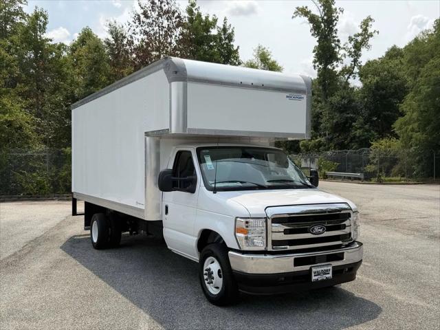 2027 Ford E-450 Cutaway E-450 for sale in Waldorf, MD