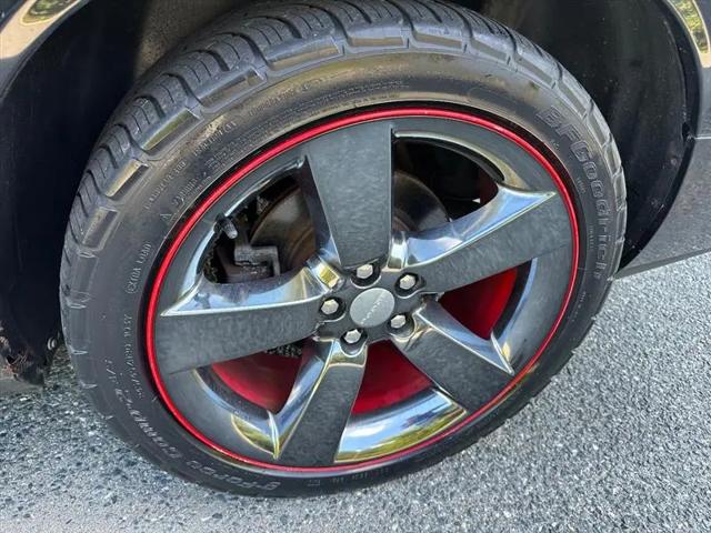 2012 Dodge Challenger SXT