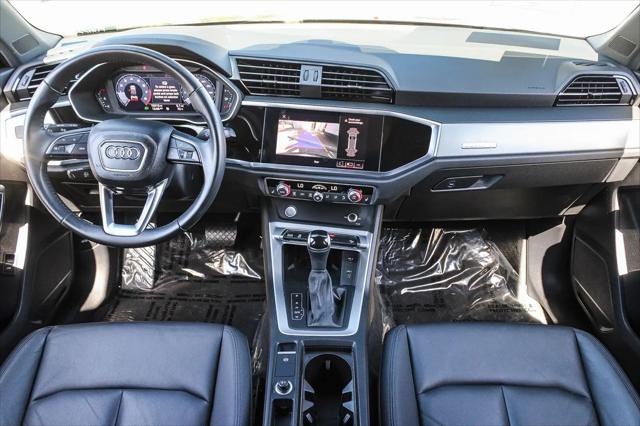 2020 Audi Q3 Premium Plus 45 TFSI S line quattro Tiptronic