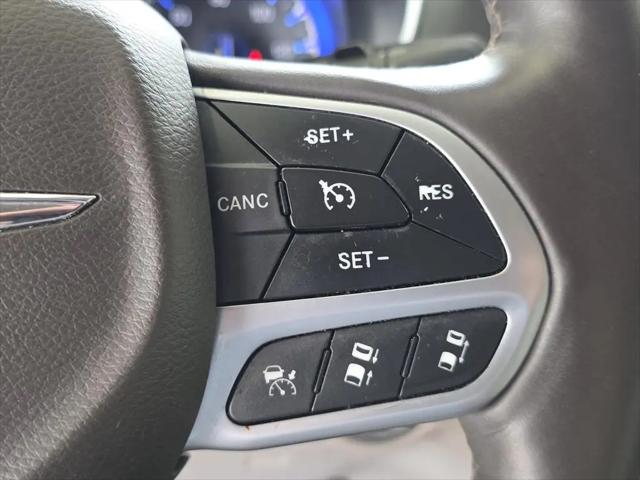 2017 Chrysler Pacifica Touring-L Plus