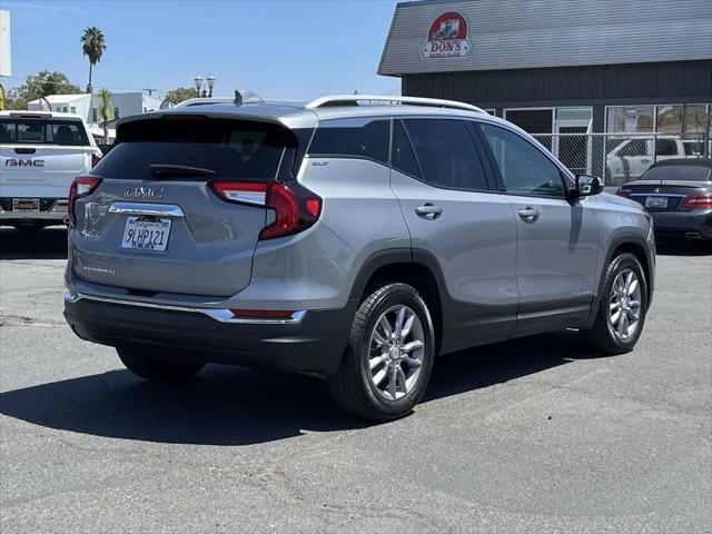 2024 GMC Terrain FWD SLT