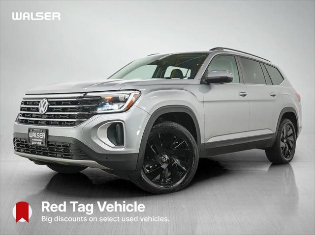 2026 Volkswagen Atlas SE with Technology for sale in Burnsville, MN