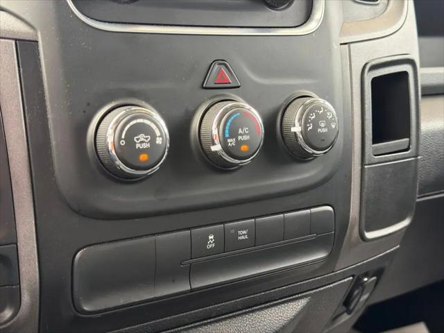 2018 Ram 1500 Express Quad Cab 4x4 64 Box