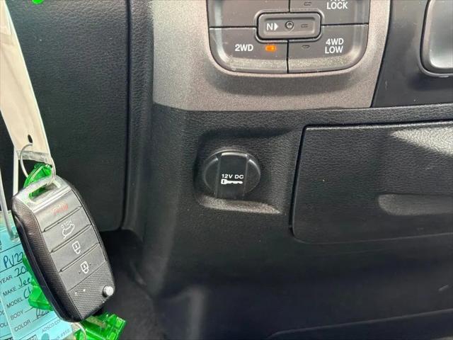2018 Ram 1500 Express Quad Cab 4x4 64 Box