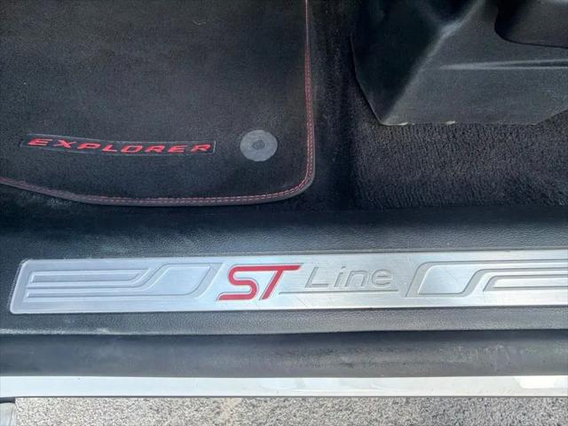 2023 Ford Explorer ST-Line