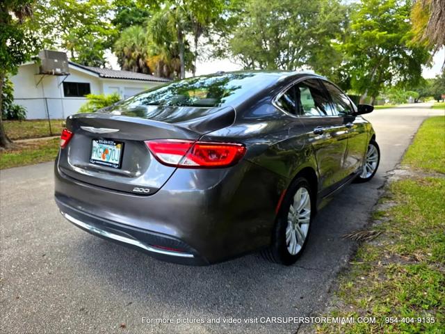 2015 Chrysler 200 Limited