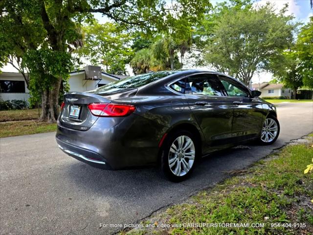 2015 Chrysler 200 Limited
