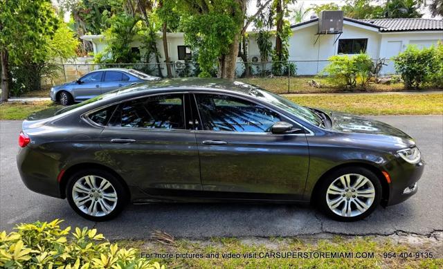 2015 Chrysler 200 Limited