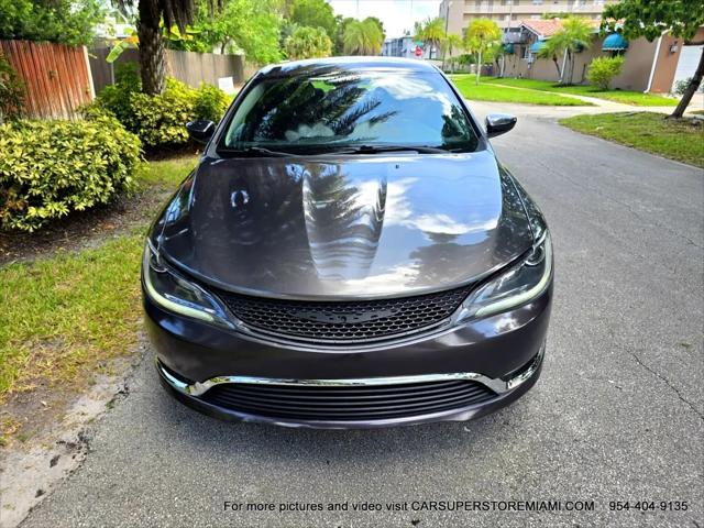 2015 Chrysler 200 Limited