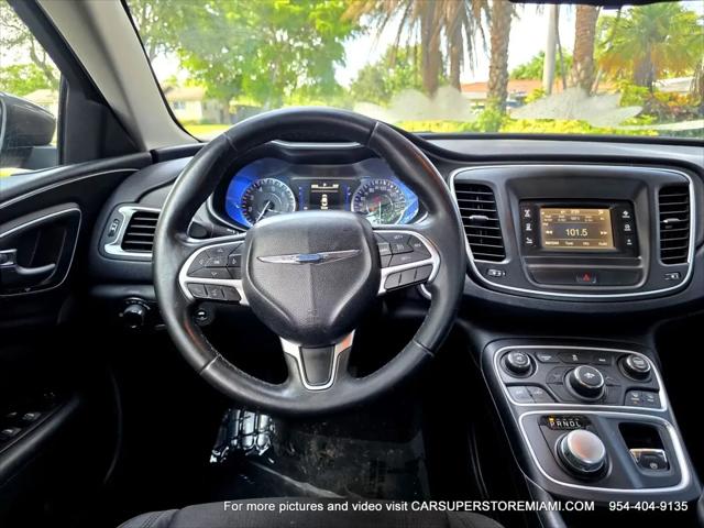 2015 Chrysler 200 Limited
