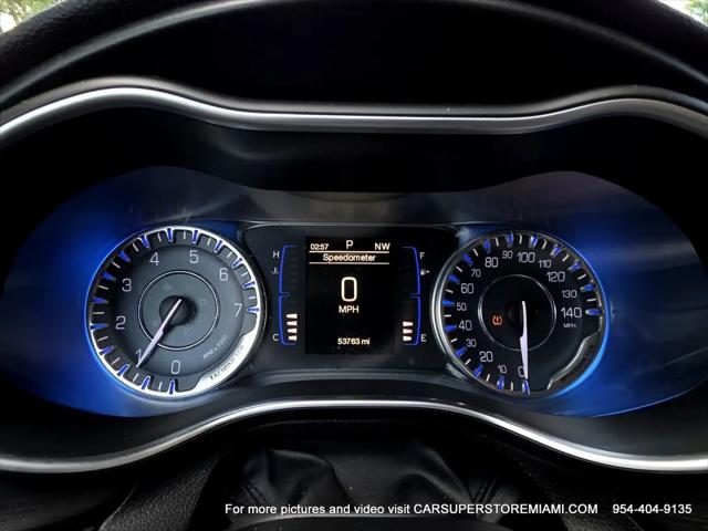 2015 Chrysler 200 Limited