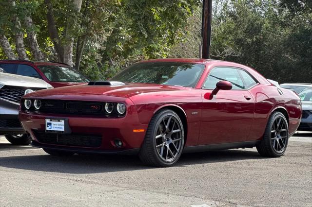 2017 Dodge Challenger R/T Shaker