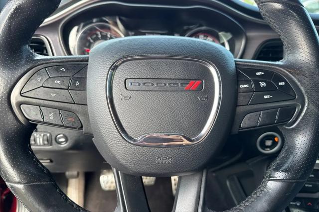 2017 Dodge Challenger R/T Shaker