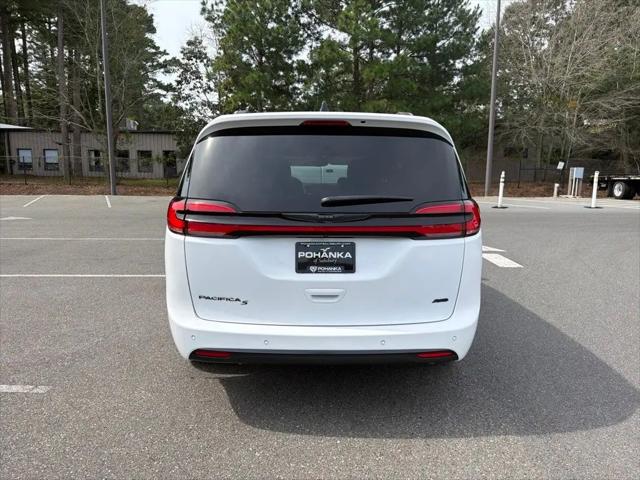2023 Chrysler Pacifica Touring L AWD