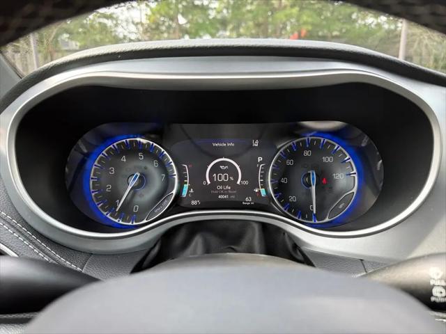 2023 Chrysler Pacifica Touring L AWD