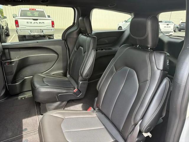 2023 Chrysler Pacifica Touring L AWD