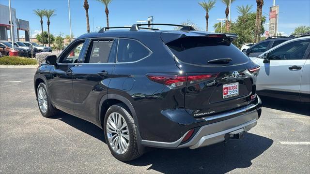2024 Toyota Highlander Platinum