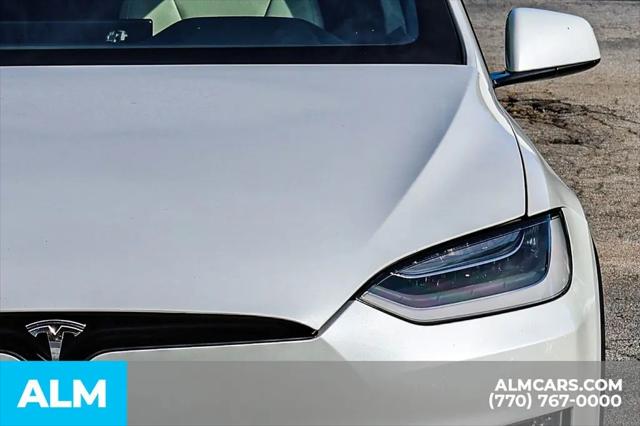 2023 Tesla Model X Standard Range