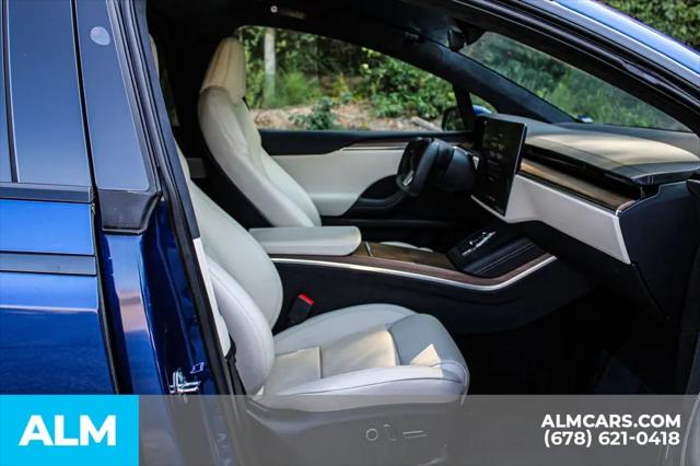2023 Tesla Model X Standard Range