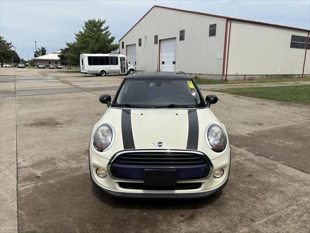 2017 MINI Hardtop Cooper