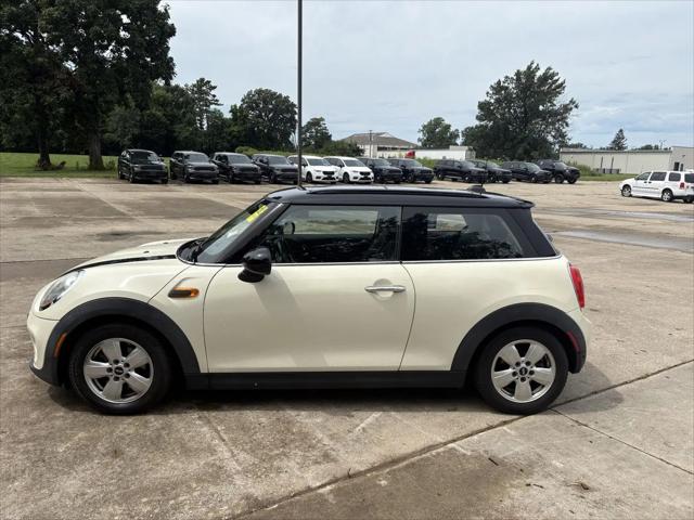 2017 MINI Hardtop Cooper
