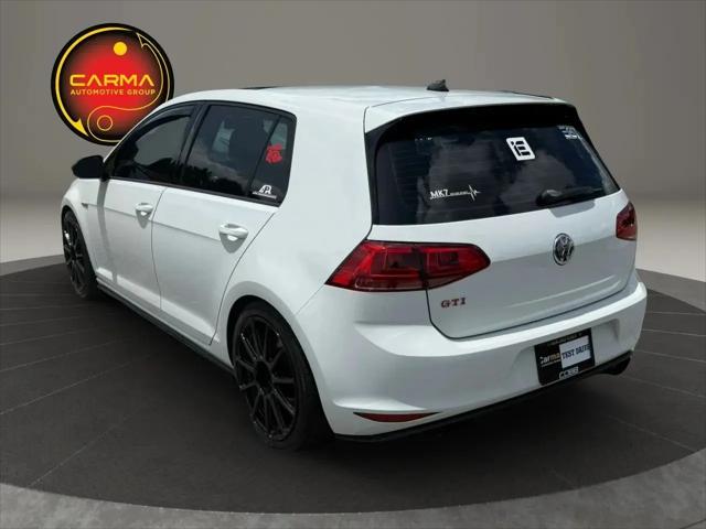 2017 Volkswagen Golf GTI SE 4-Door