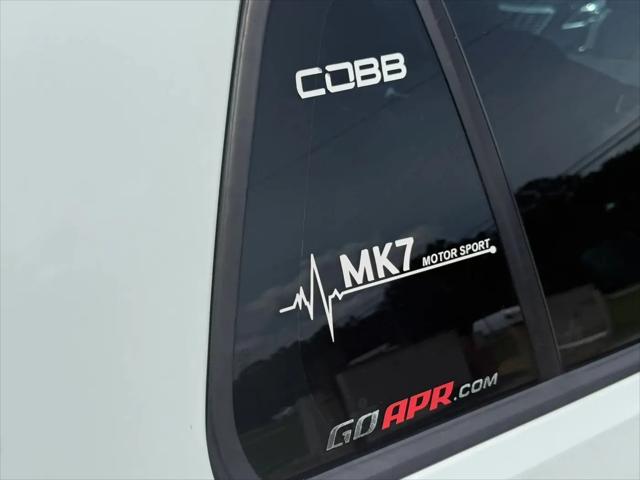 2017 Volkswagen Golf GTI SE 4-Door