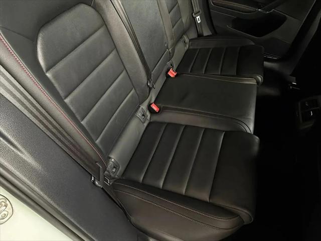 2017 Volkswagen Golf GTI SE 4-Door