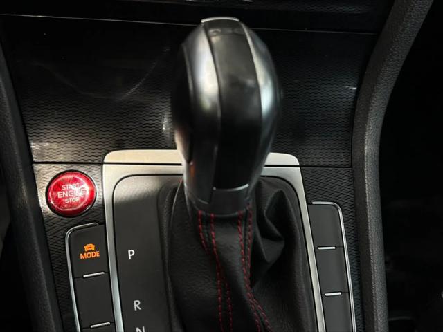 2017 Volkswagen Golf GTI SE 4-Door