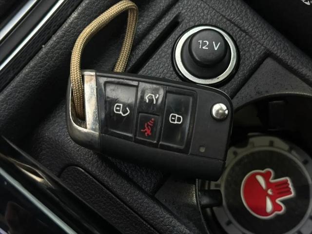2017 Volkswagen Golf GTI SE 4-Door