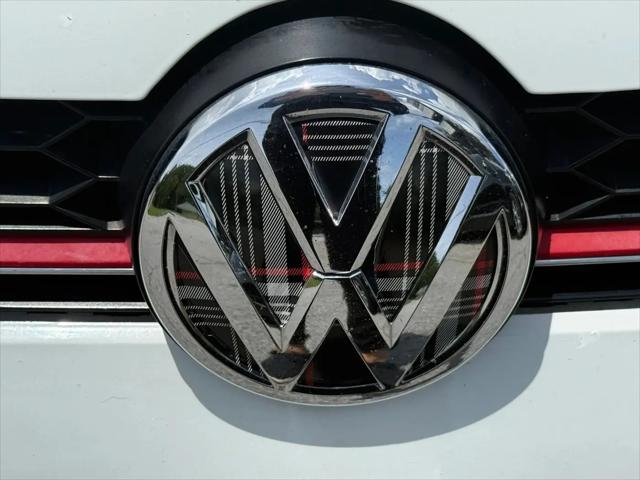 2017 Volkswagen Golf GTI SE 4-Door
