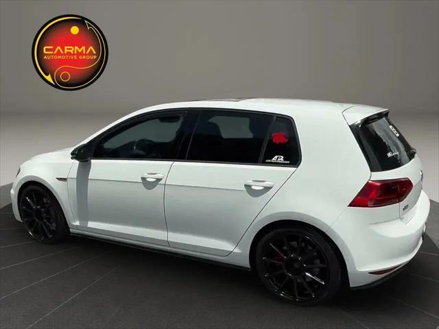 2017 Volkswagen Golf GTI SE 4-Door
