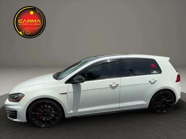 2017 Volkswagen Golf GTI SE 4-Door