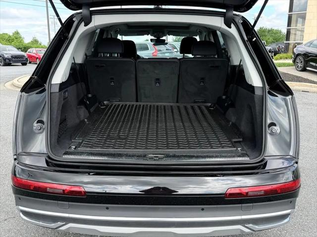 2023 Audi Q7 Premium 55 TFSI quattro Tiptronic