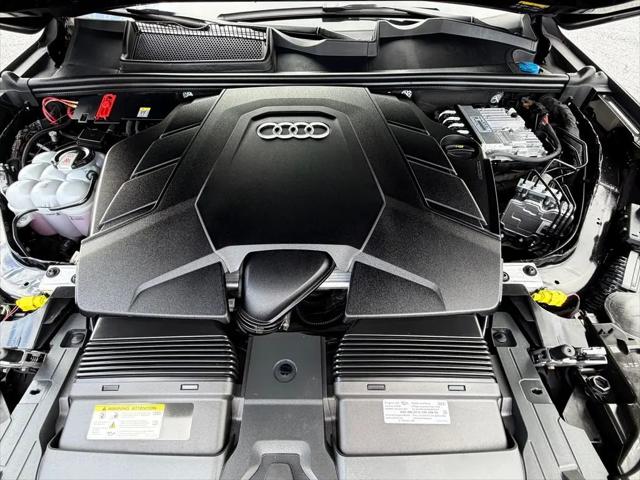 2023 Audi Q7 Premium 55 TFSI quattro Tiptronic