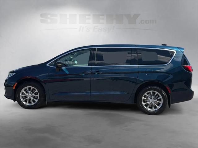 2024 Chrysler Pacifica Touring L AWD