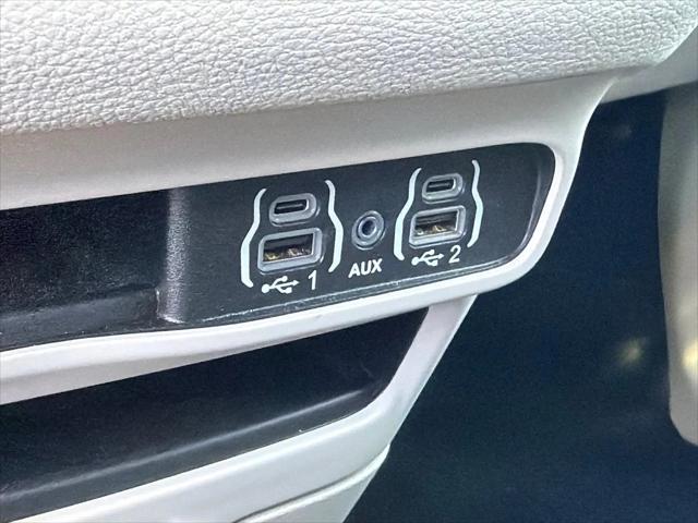 2024 Chrysler Pacifica Touring L AWD