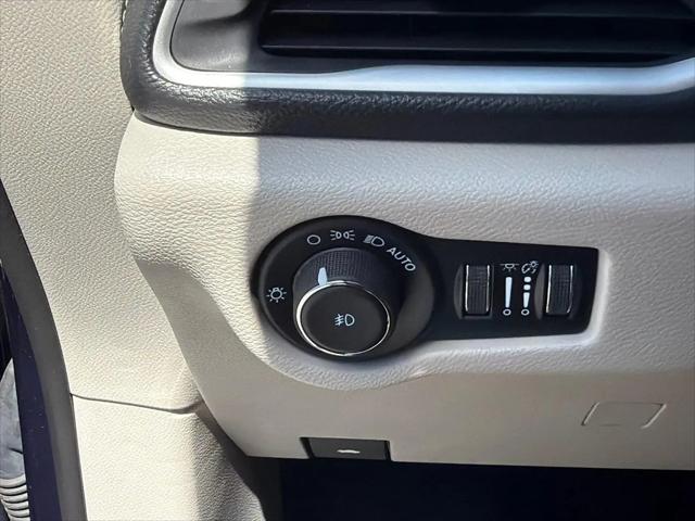 2024 Chrysler Pacifica Touring L AWD