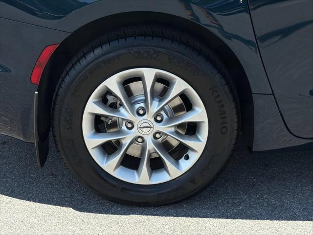 2024 Chrysler Pacifica Touring L AWD