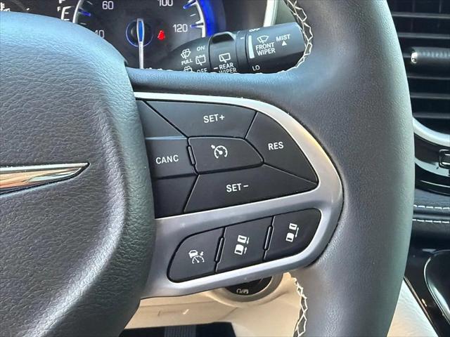 2024 Chrysler Pacifica Touring L AWD