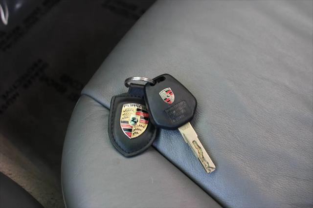 2001 Porsche 911 Carrera