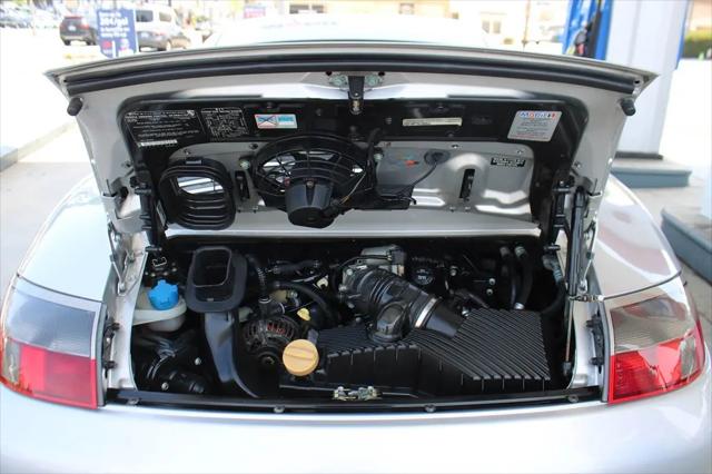 2001 Porsche 911 Carrera