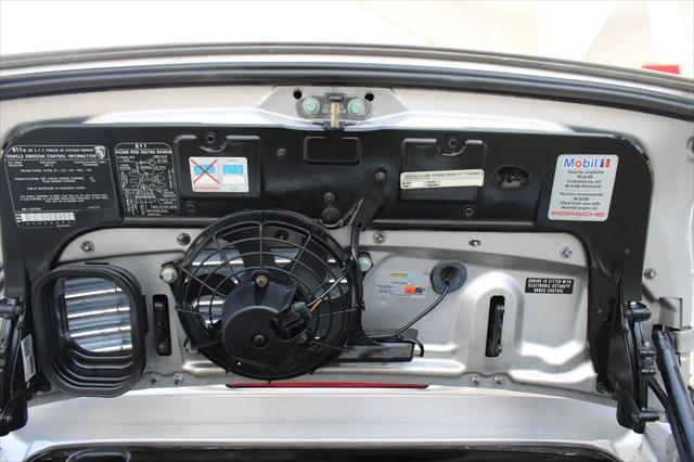 2001 Porsche 911 Carrera