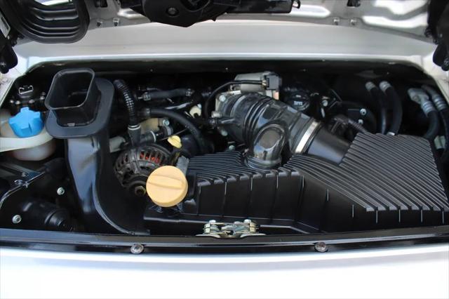 2001 Porsche 911 Carrera