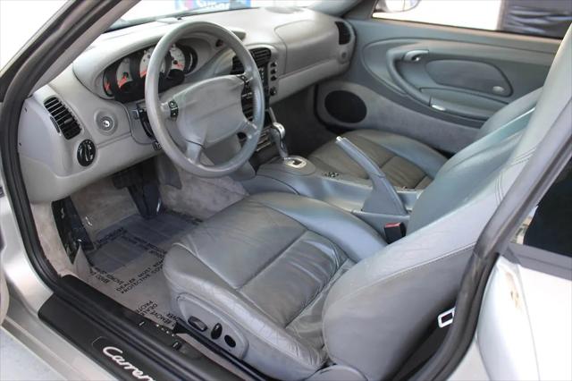 2001 Porsche 911 Carrera