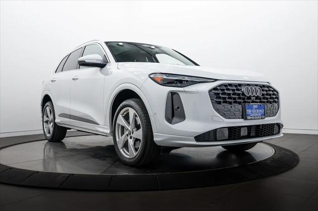 2025 Audi Q5 Premium Plus TFSI quattro S tronic for sale in Highland Park, IL