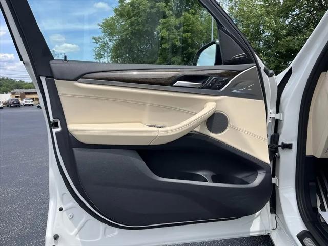 2019 BMW X3 M40i